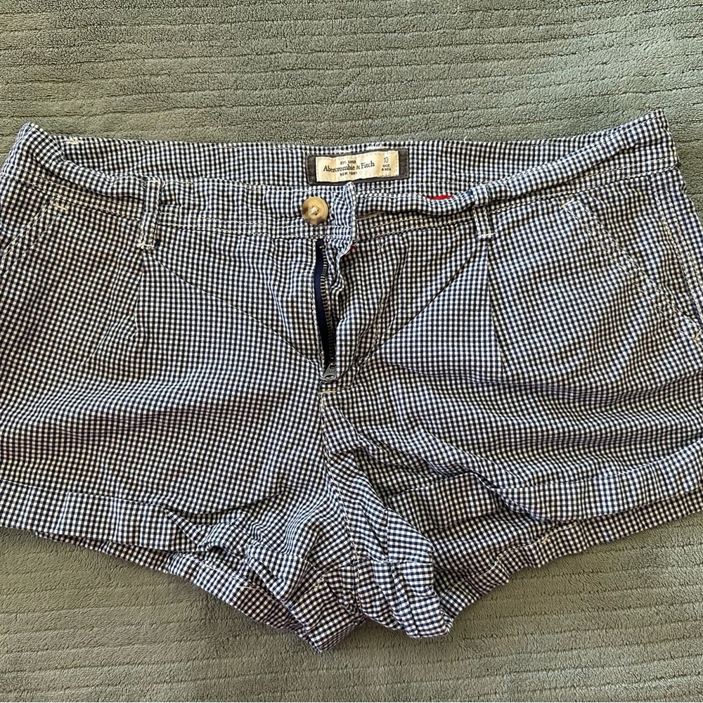 Abercrombie and Fitch Blue and White Checkered Women Shorts